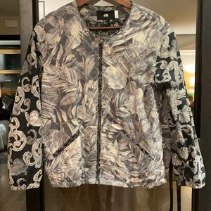 Printed bomber jacket